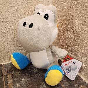 Plush - Yoshi White, 8-inch (NEW) - Super Mario - Nintendo